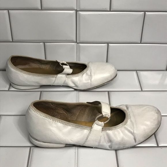 VINTAGE COAST SHOES Size 8 White Dance/Theater Shoes With Original Box; Preloved - Picture 5 of 10